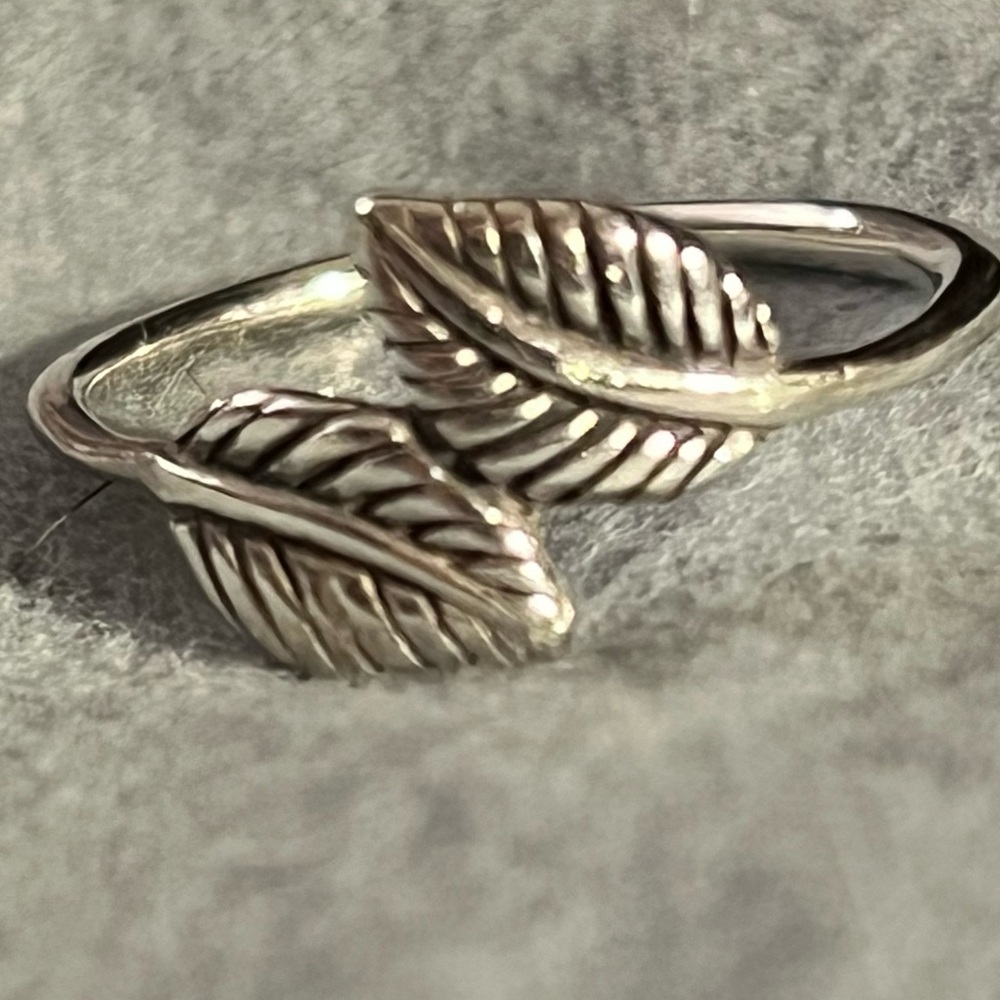 Beeline I Am Sterling Silver Ring.